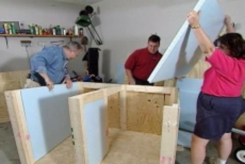 How to Build a Custom Insulated Dog House