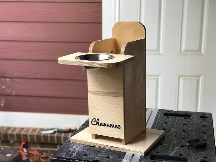 6 Free DIY Bailey Chair for Dogs You Can Make Today (With Pictures)