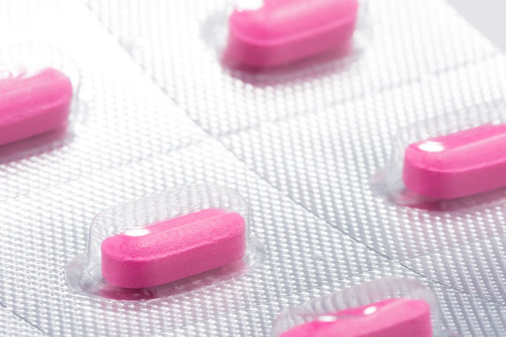 Can You Give a Dog Benadryl To Calm Them Down? Vet Reviewed Reasons
