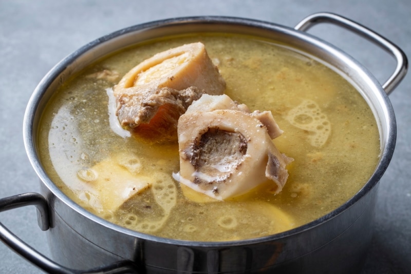 9 Vet-Reviewed Benefits of Bone Broth for Dogs (With Recipes)