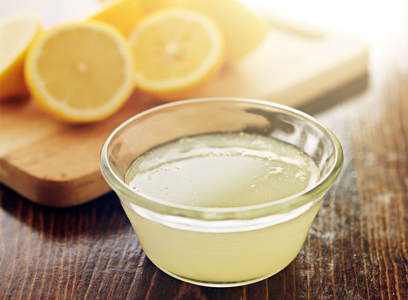 Does Lemon Juice Kill Fleas? Safety Tips, Steps, & Effectiveness